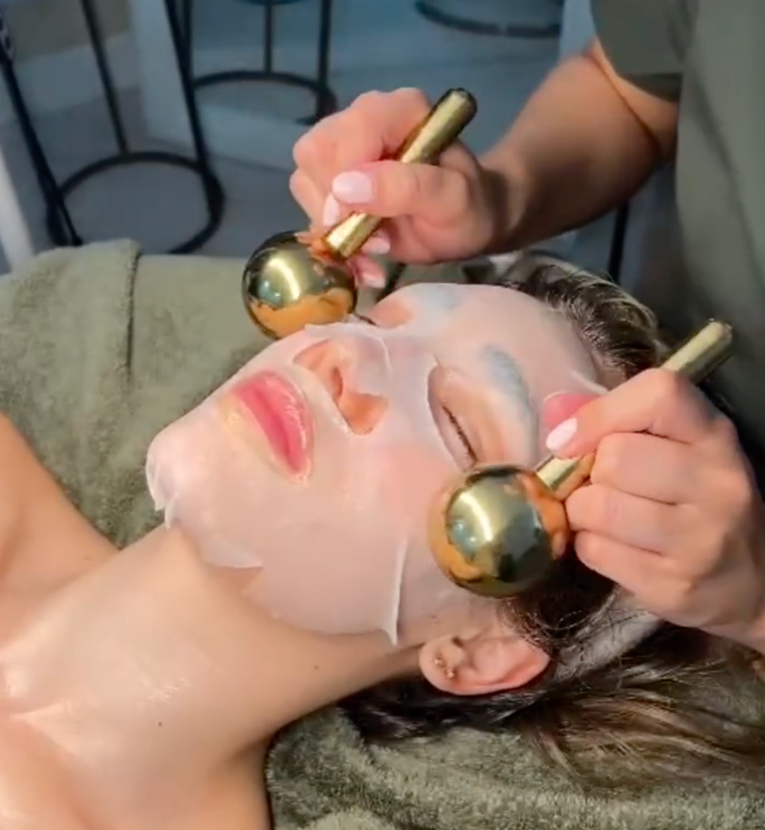 Microneedling Facial - Deluxe